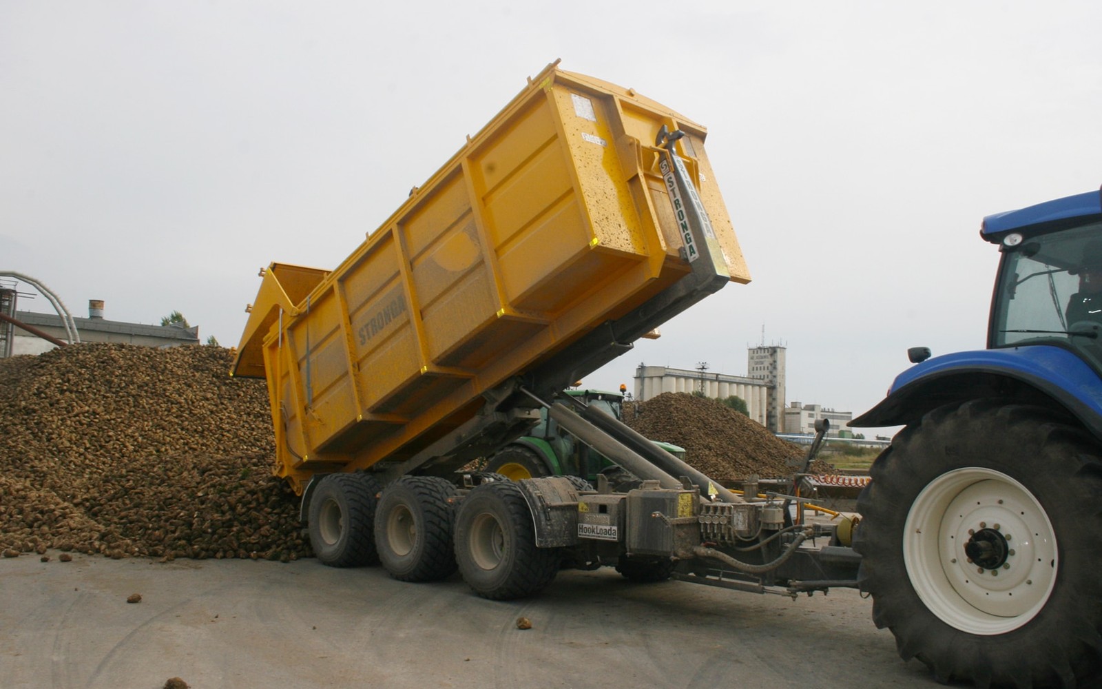Hook-Lift Truck Financing