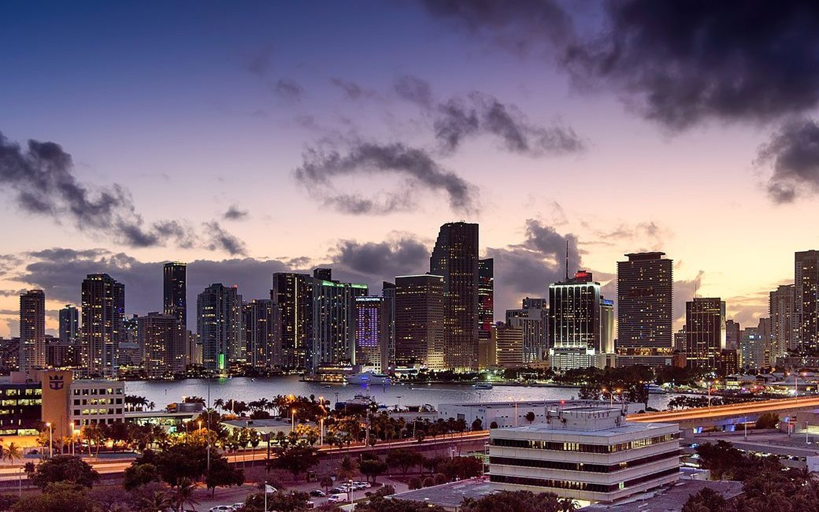 Dump Truck Financing in Miami, FL