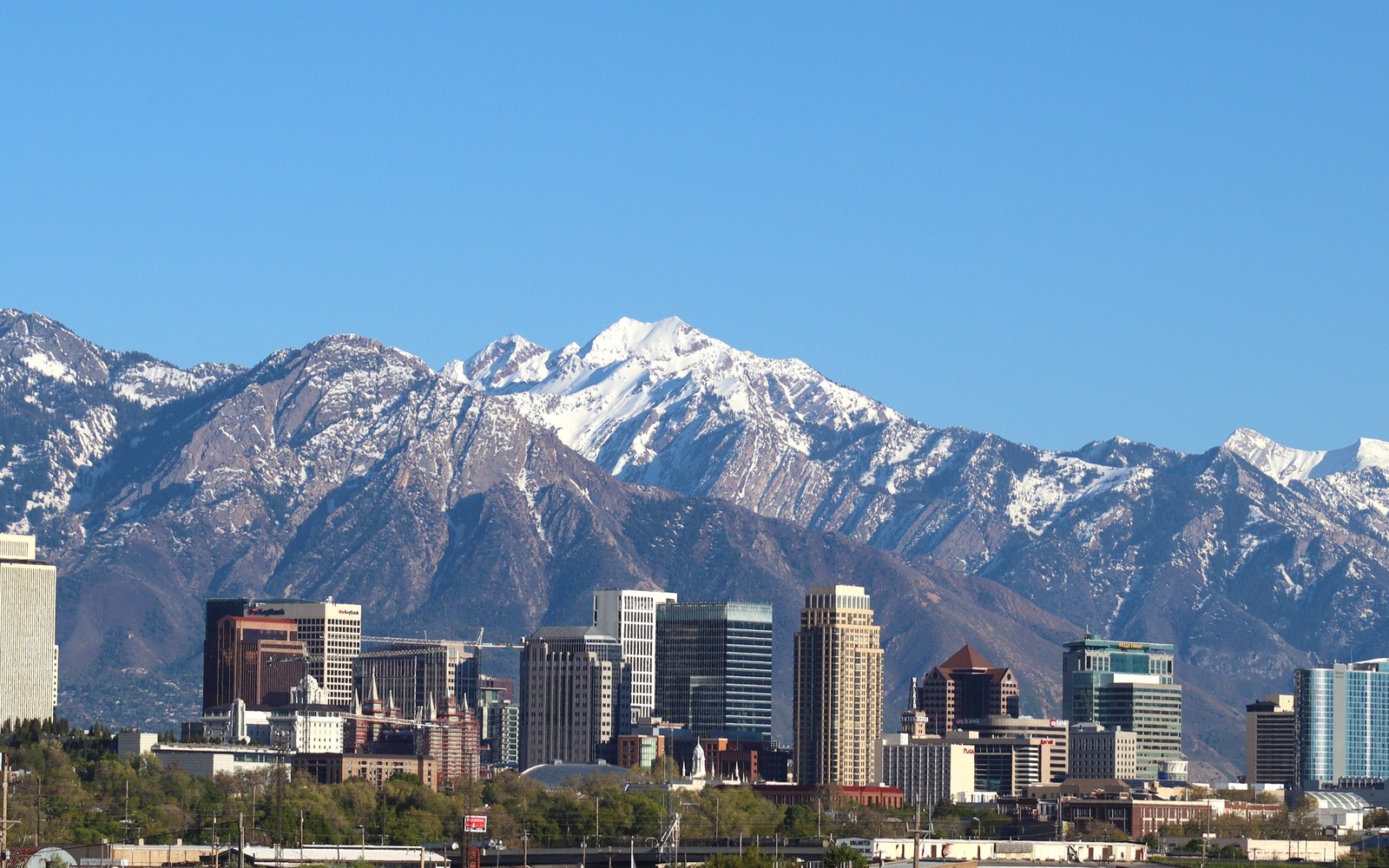 Dump Truck Financing in Salt Lake City, UT