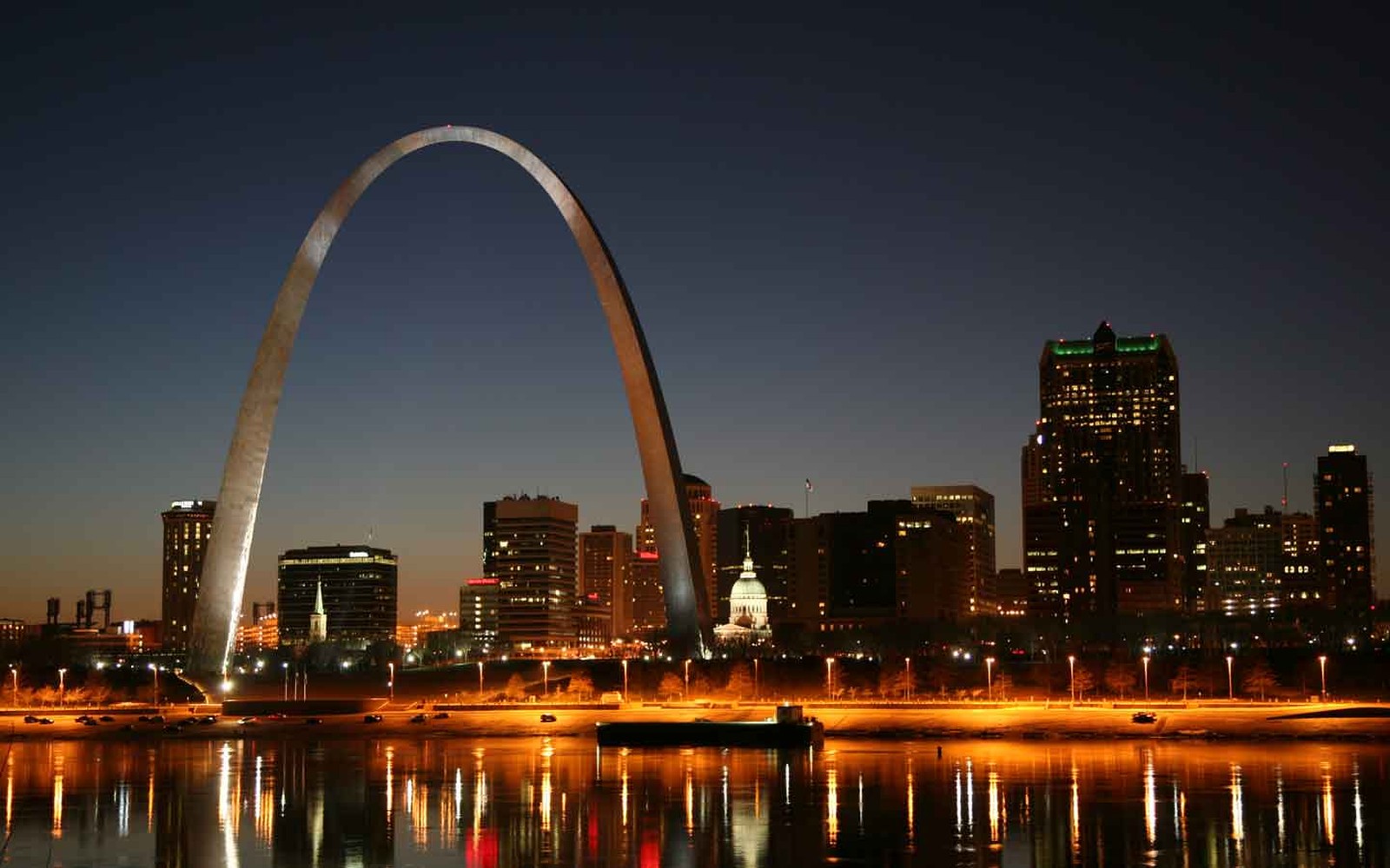 Dump Truck Financing in St. Louis, MO