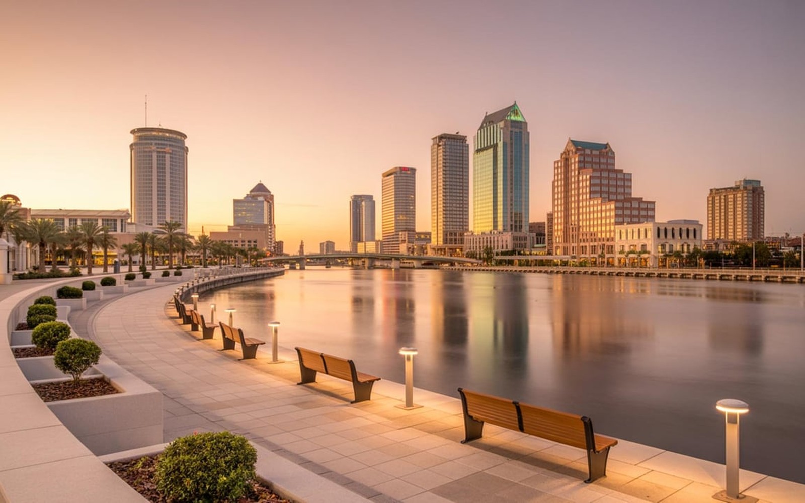 Dump Truck Financing in Tampa, FL