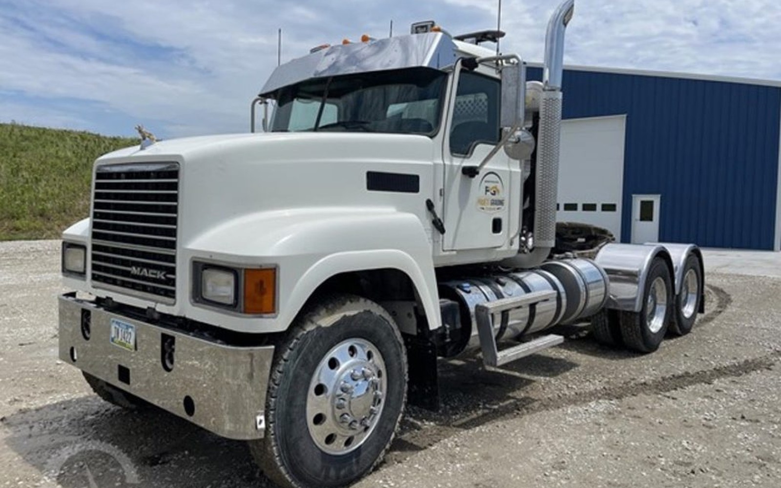 Mack Pinnacle Financing